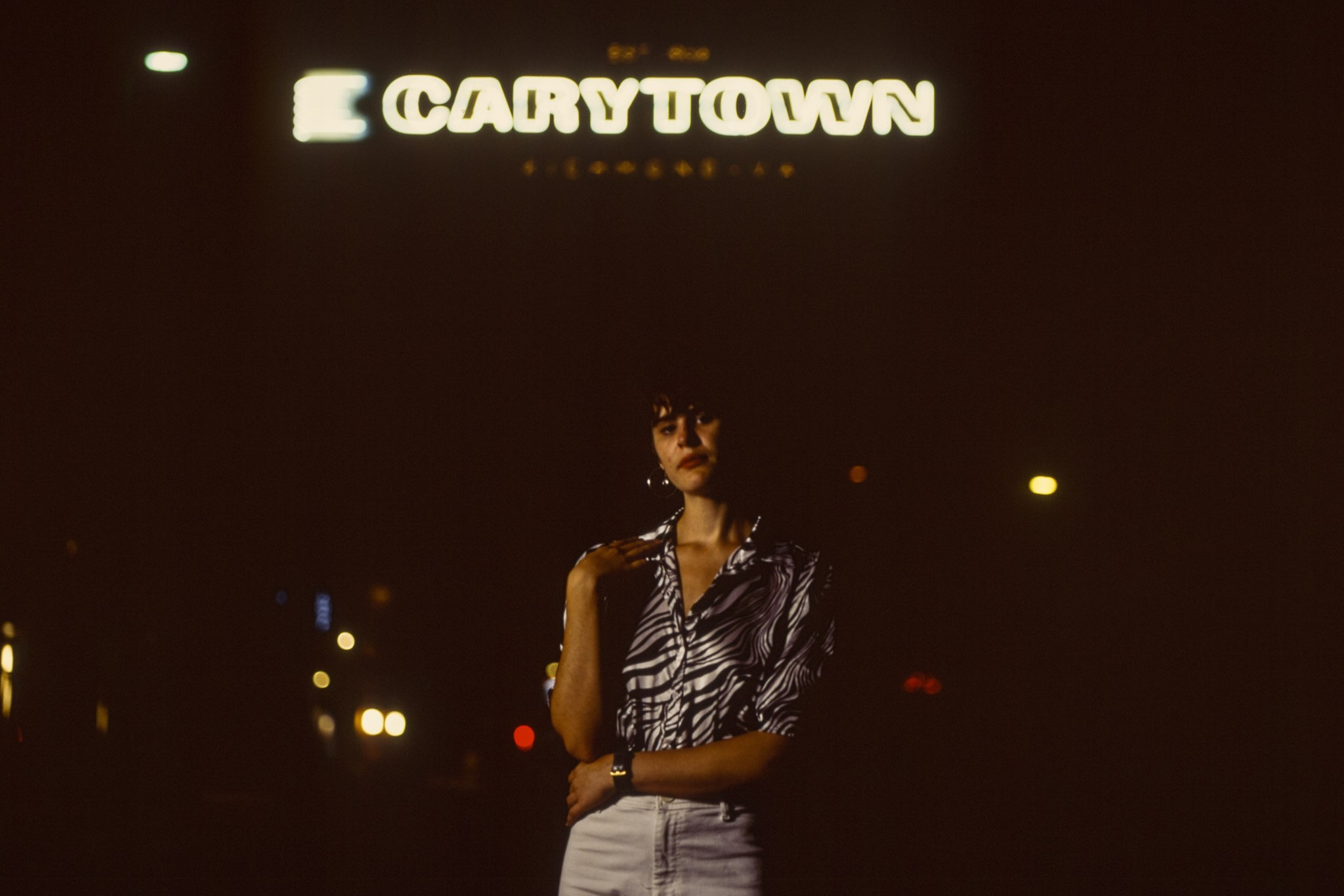 Kodak Ektachrome 100 - Urban street backdrop