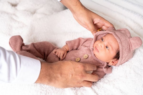 Amrita's Newborn Session — portraits photography by Stephen Lawson