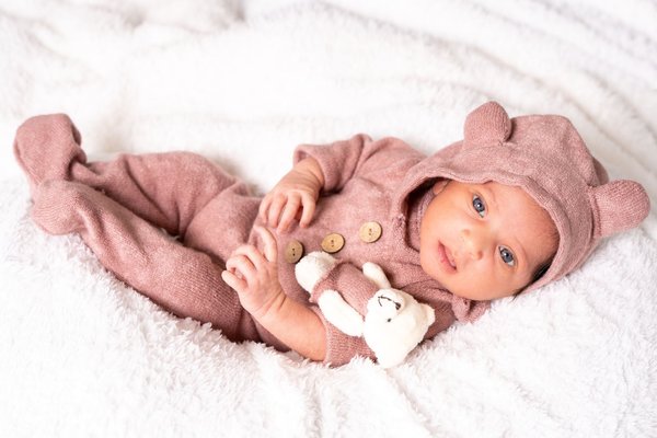 Amrita's Newborn Session — portraits photography by Stephen Lawson