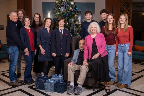 Rusaline's Extended Family Session — family photography by Stephen Lawson