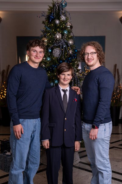 Rusaline's Extended Family Session — family photography by Stephen Lawson