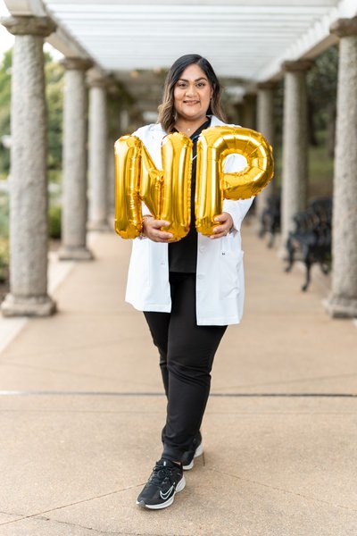 Alyssa's Graduation — graduation photography at Maymont by Stephen Lawson