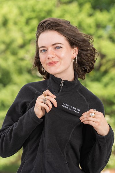 Lindsay's Graduation — graduation photography at Virginia Museum of Fine Arts by Stephen Lawson