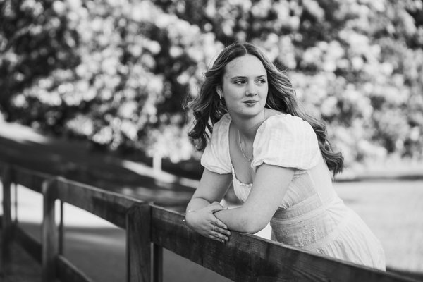 Poppy's Senior Photos — graduation photography at Maymont by Stephen Lawson