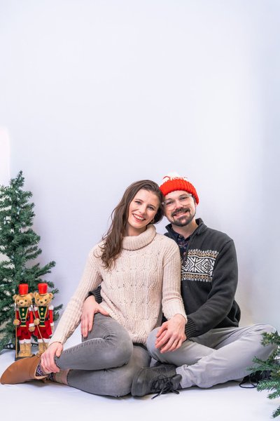 Kierstin and Jonathan's Holiday Session — portraits photography by Stephen Lawson