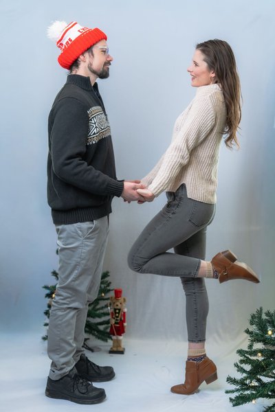 Kierstin and Jonathan's Holiday Session — portraits photography by Stephen Lawson