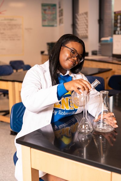Shaylynn's Senior Portraits — graduation photography by Stephen Lawson