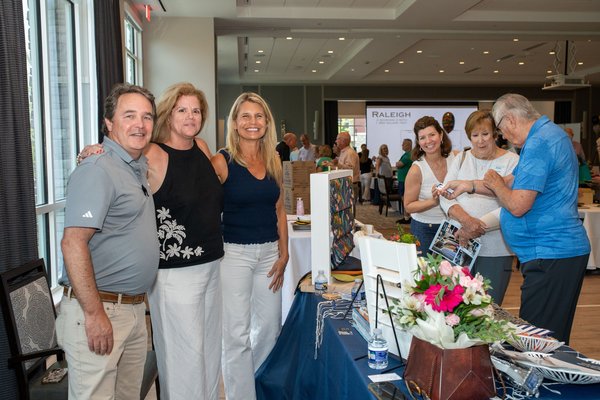 Avery Point Event — event photography by Stephen Lawson