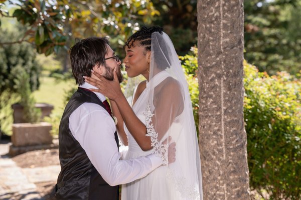 Akeyla and Antonio's Wedding — elopement photography by Stephen Lawson