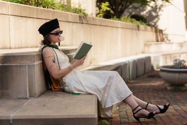 Lindsay's Graduation — graduation photography at Virginia Museum of Fine Arts by Stephen Lawson