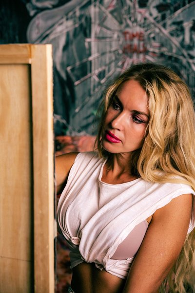 Tatiana's Portrait Session — portraits photography by Stephen Lawson