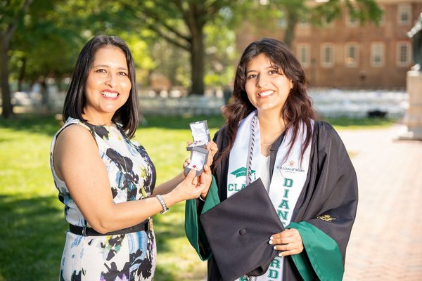 Diane's Graduation — graduation photography at William & Mary Graduation Photos by Stephen Lawson
