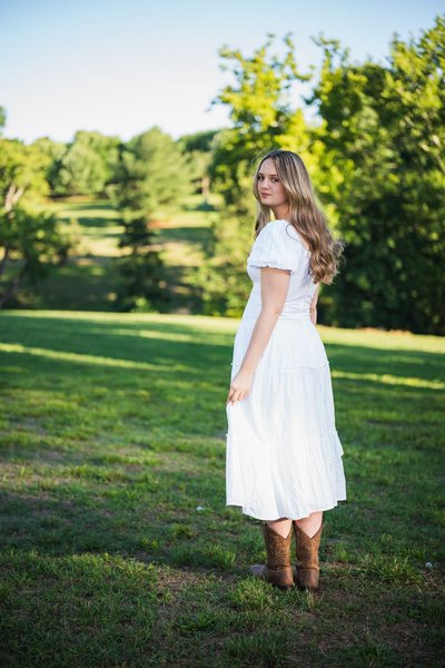 Poppy's Senior Photos — graduation photography at Maymont by Stephen Lawson