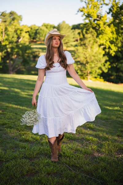 Poppy's Senior Photos — graduation photography at Maymont by Stephen Lawson