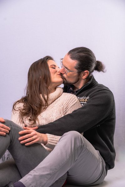 Kierstin and Jonathan's Holiday Session — portraits photography by Stephen Lawson