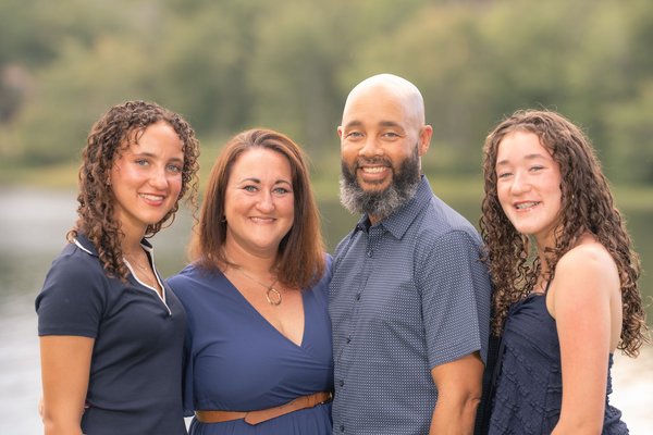Bethany's Lake Anna Family Session — family photography by Stephen Lawson