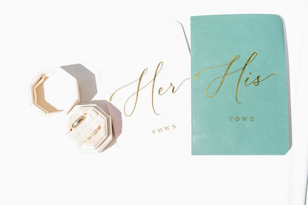 Akeyla and Antonio's Wedding — elopement photography by Stephen Lawson