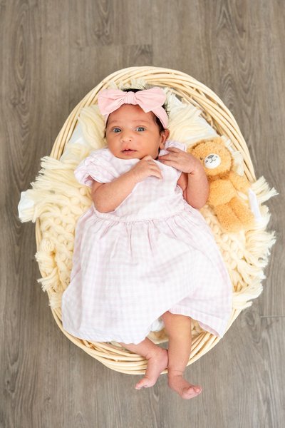 Amrita's Newborn Session — portraits photography by Stephen Lawson