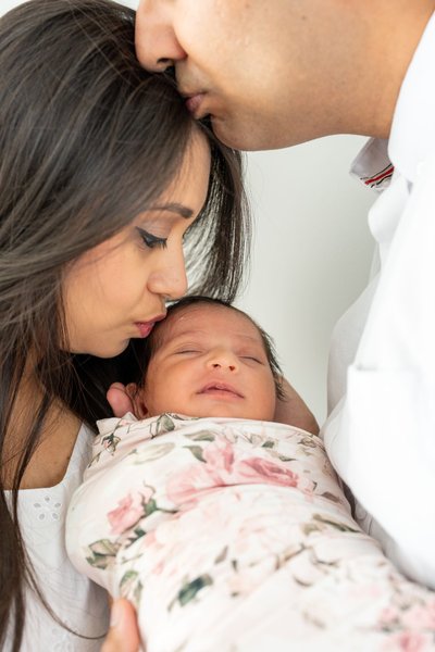 Amrita's Newborn Session — portraits photography by Stephen Lawson