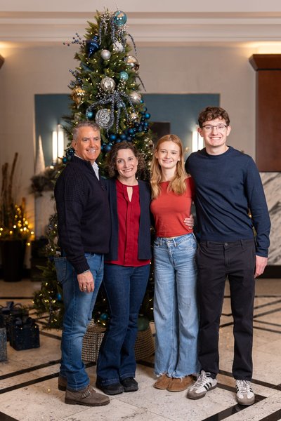 Rusaline's Extended Family Session — family photography by Stephen Lawson