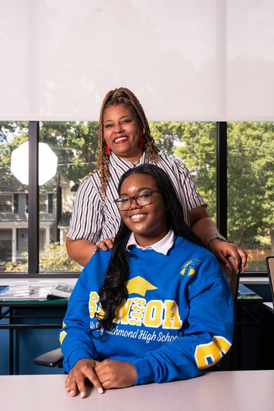 Shaylynn's Senior Portraits — graduation photography by Stephen Lawson