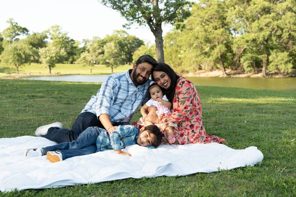 Devanshi's Family — family photography by Stephen Lawson