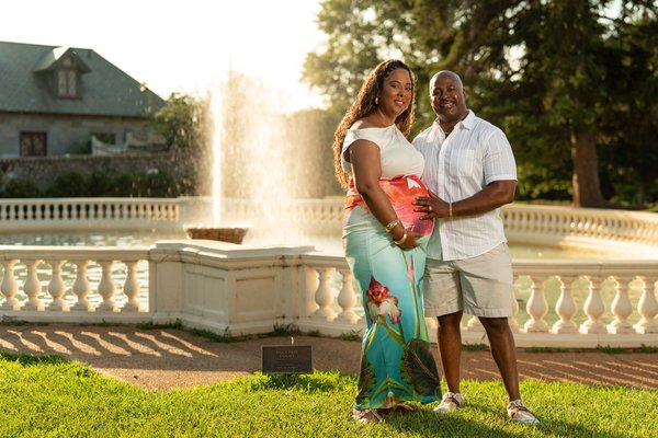 Victoria and Kelvin's Maternity Session — family photography at Maymont by Stephen Lawson