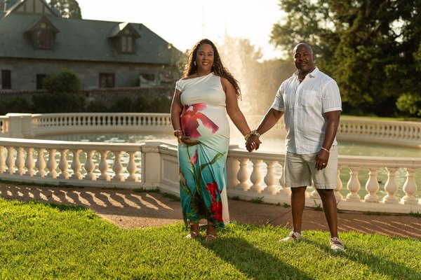 Victoria and Kelvin's Maternity Session — family photography at Maymont by Stephen Lawson