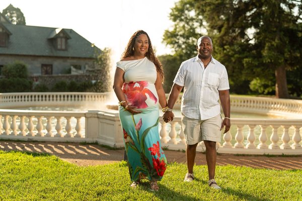 Victoria and Kelvin's Maternity Session — family photography at Maymont by Stephen Lawson