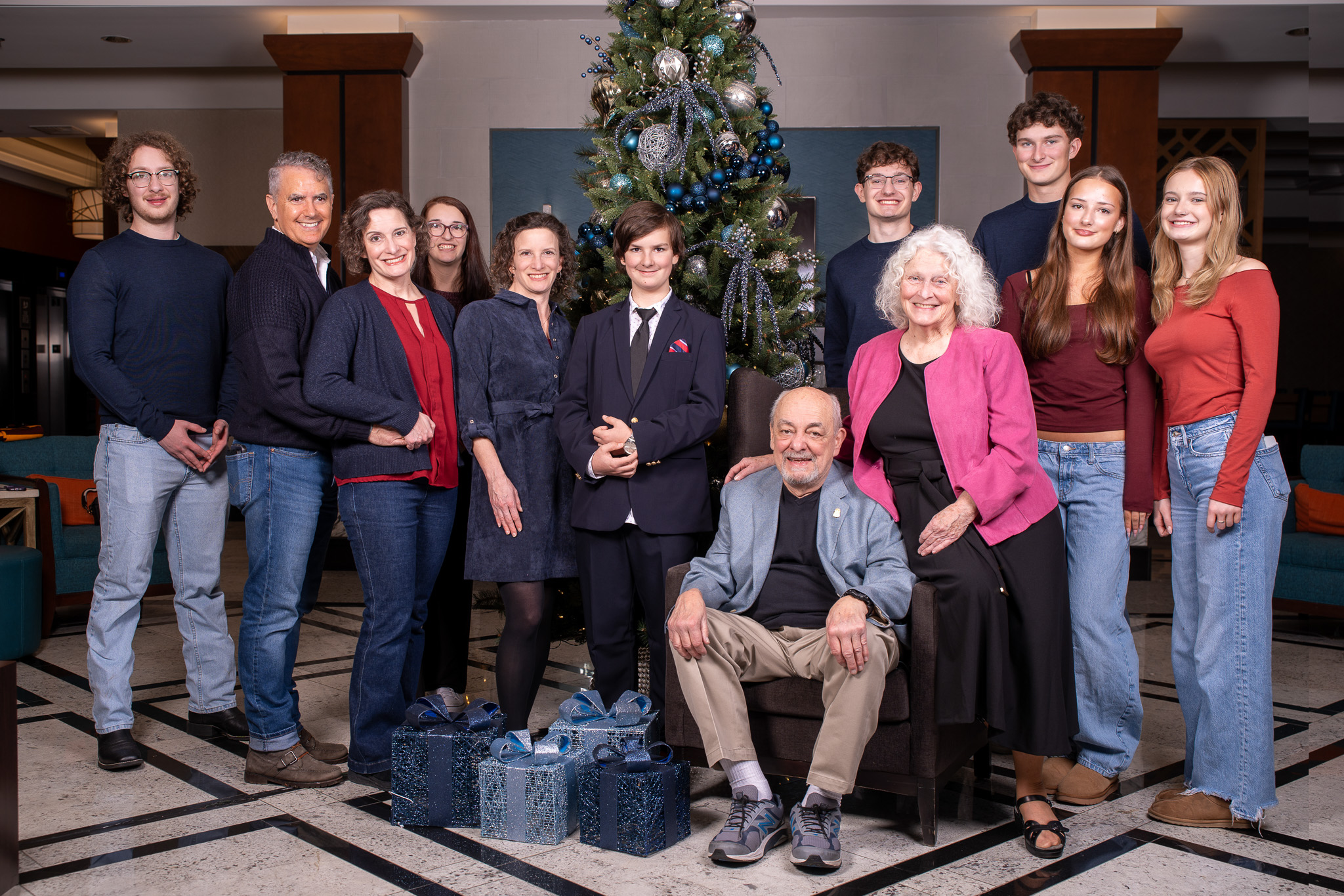 Family Photography | Rusaline's Extended Family Session